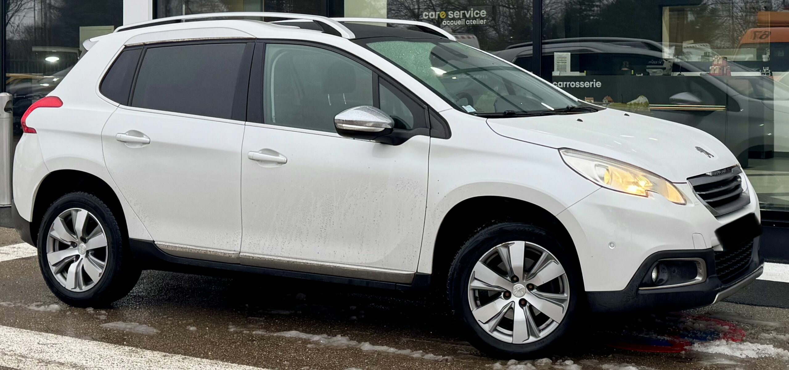 Peugeot 2008 / 1.2 THP 110 CV CRITAIR 1 