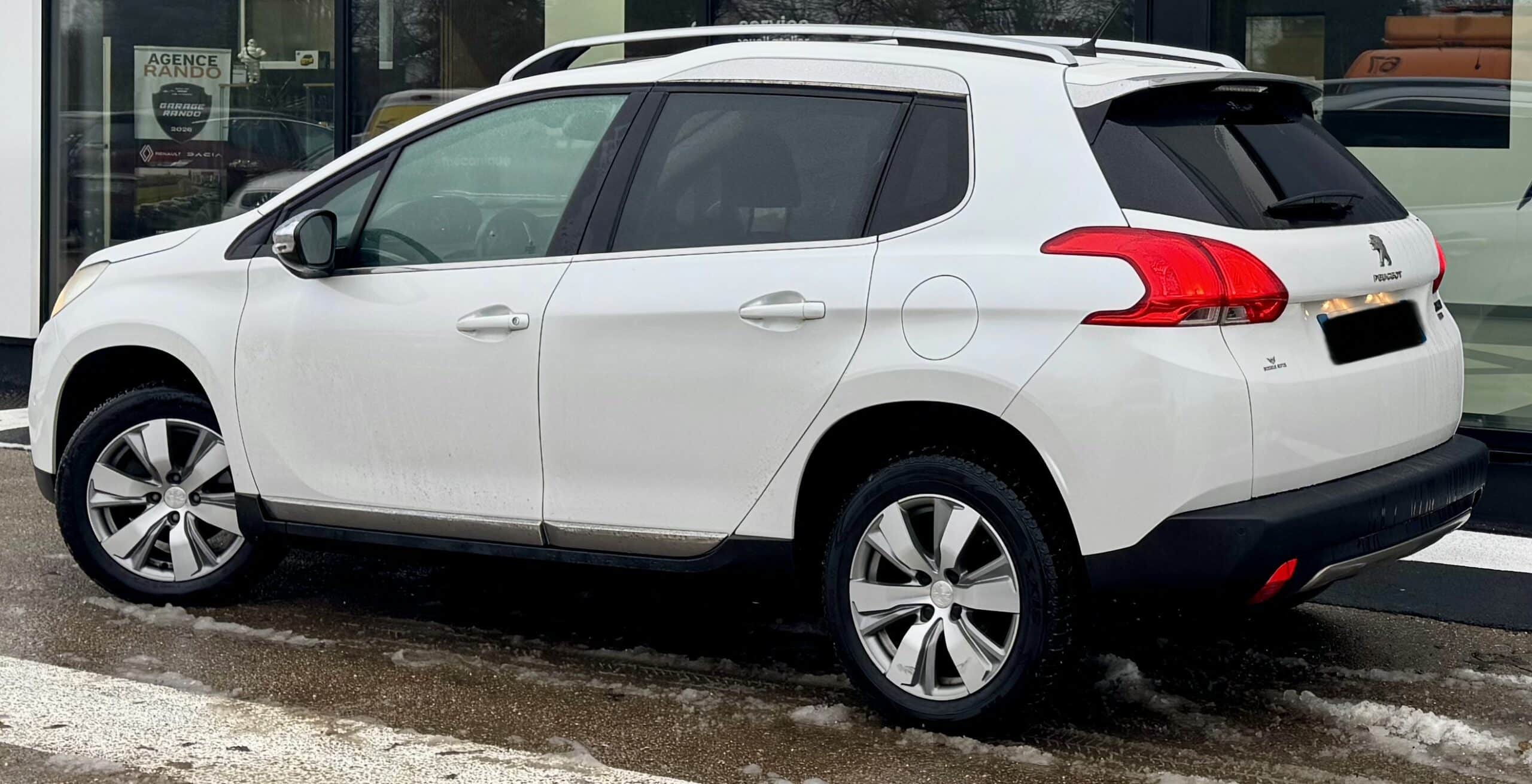 Peugeot 2008 / 1.2 THP 110 CV CRITAIR 1 