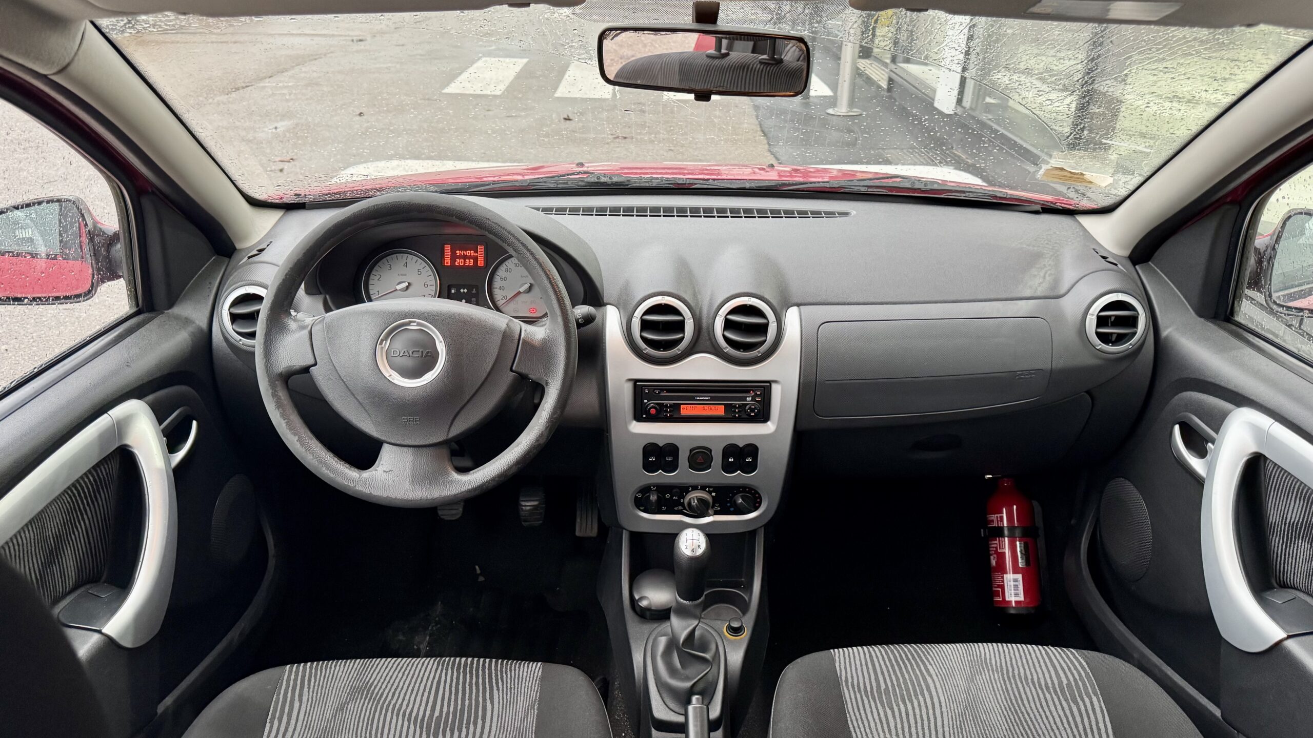 
								DACIA SANDERO 1.2 Essence 75 CV plein									