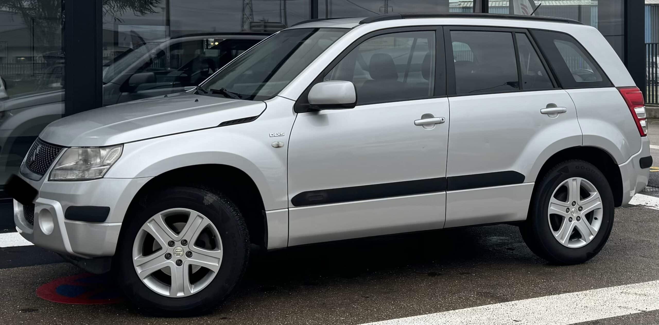 Suzuki Grand Vitara 1.9 DDIS 130 CV !! PREMIÈRE MAIN !!