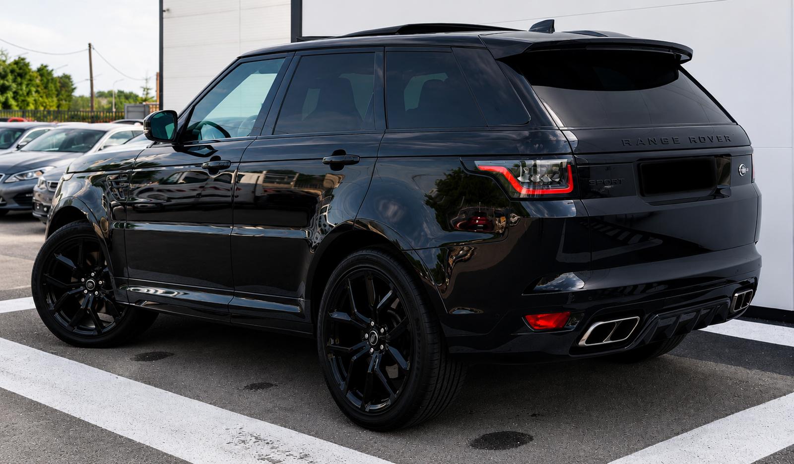 
								LAND ROVER RANGE ROVER SPORT II SVR CARBONE EDITION 5.0 V8 SUPERCHARGED 575 ch L494 ✅✅ GARANTIE POSSIBLE ✅✅ plein									