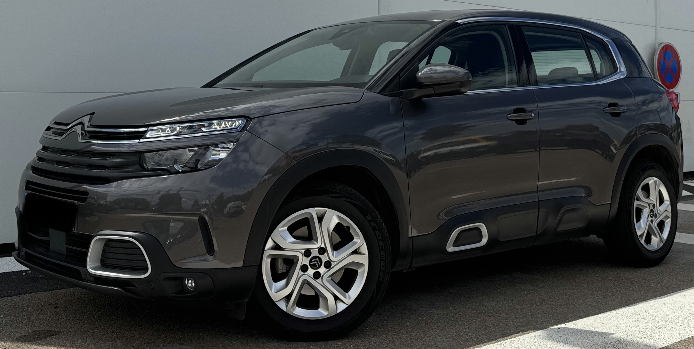 
								Citroën C5 Aircross 1.5 HDI 130 CV Boite Automatique plein									