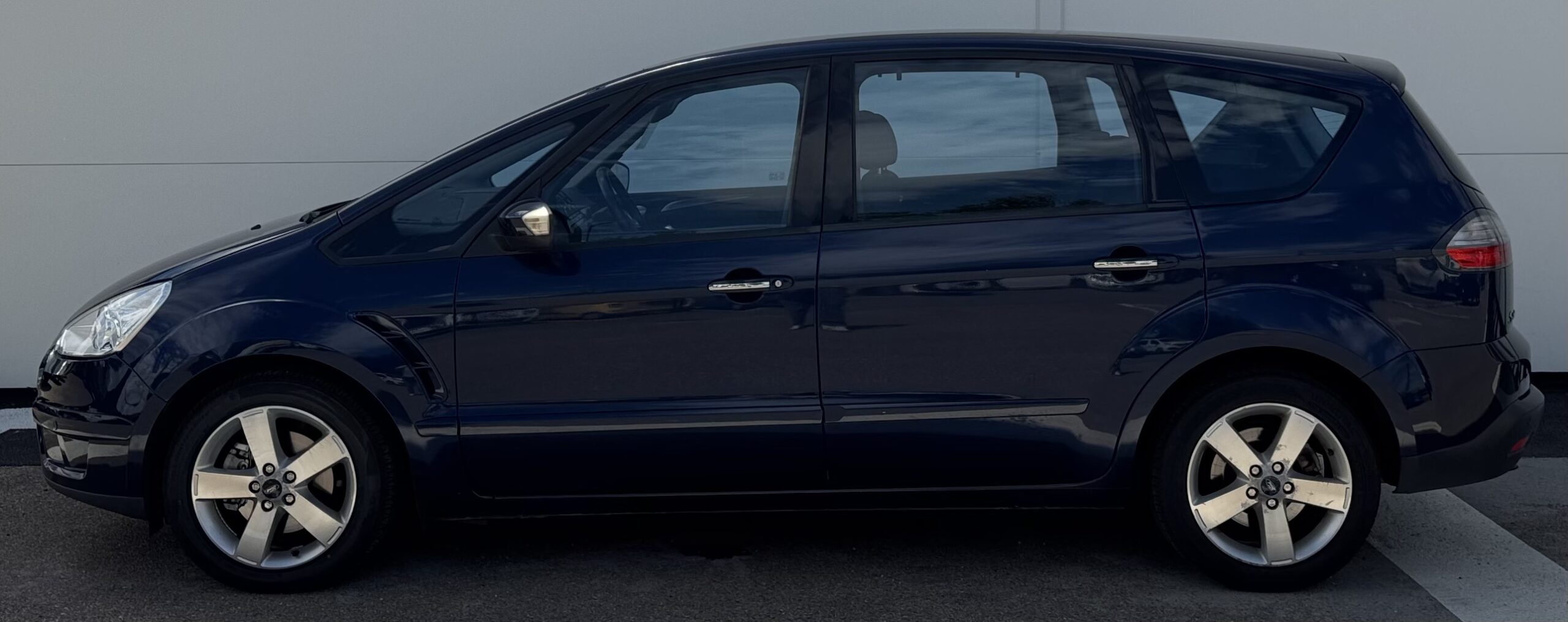 
								FORD S-Max 7 places ✅✅ KIT DISTRIBUTION NEUVE ✅✅ 2.0 TDCI 140 cv plein									