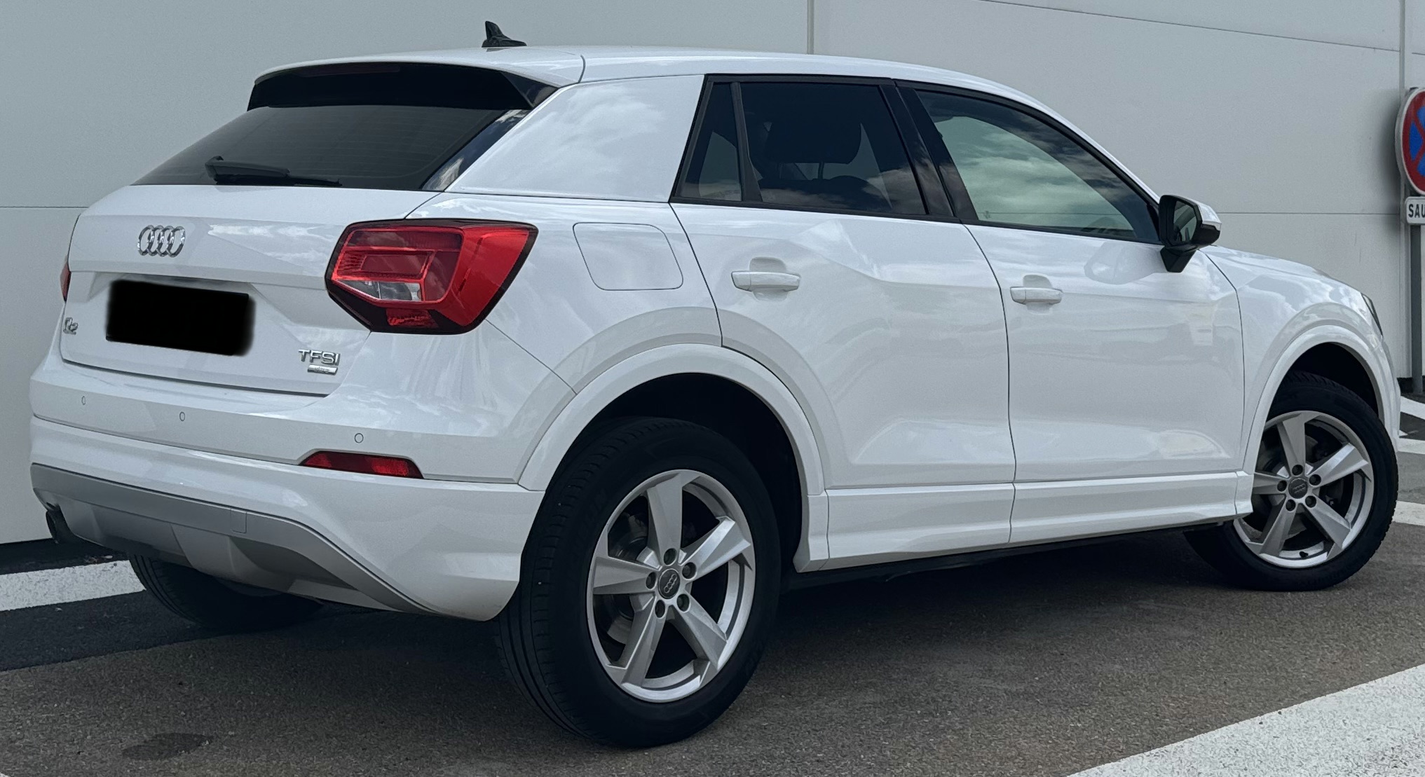 
								AUDI Q2 30 TFSI 116 CV BOITE AUTOMATIQUE ✅✅ GARANTIE 12 MOIS ✅✅ plein									