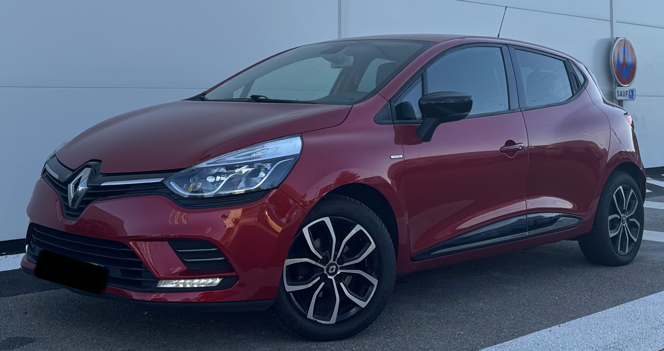 
								RENAULT Clio IV 0.9 TCE 90 CV Limited Homologuée Ethanol ✅✅ GARANTIE 12 MOIS ✅✅ plein									