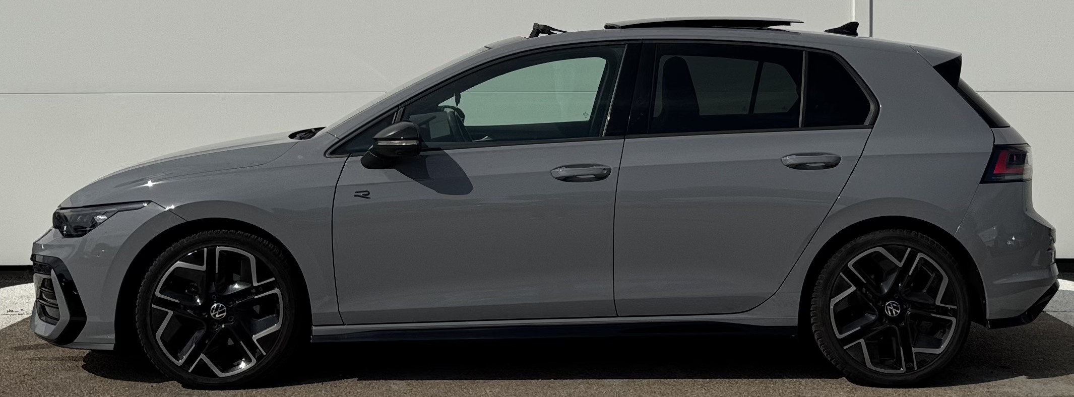 
								Volkswagen Golf 8 / 8.5 (VIII) phase 2 R-Line 2.0 TDI 150 ch Boite Automatique Gris Nardo ✅✅ GARANTIE 12 MOIS ✅✅ plein									