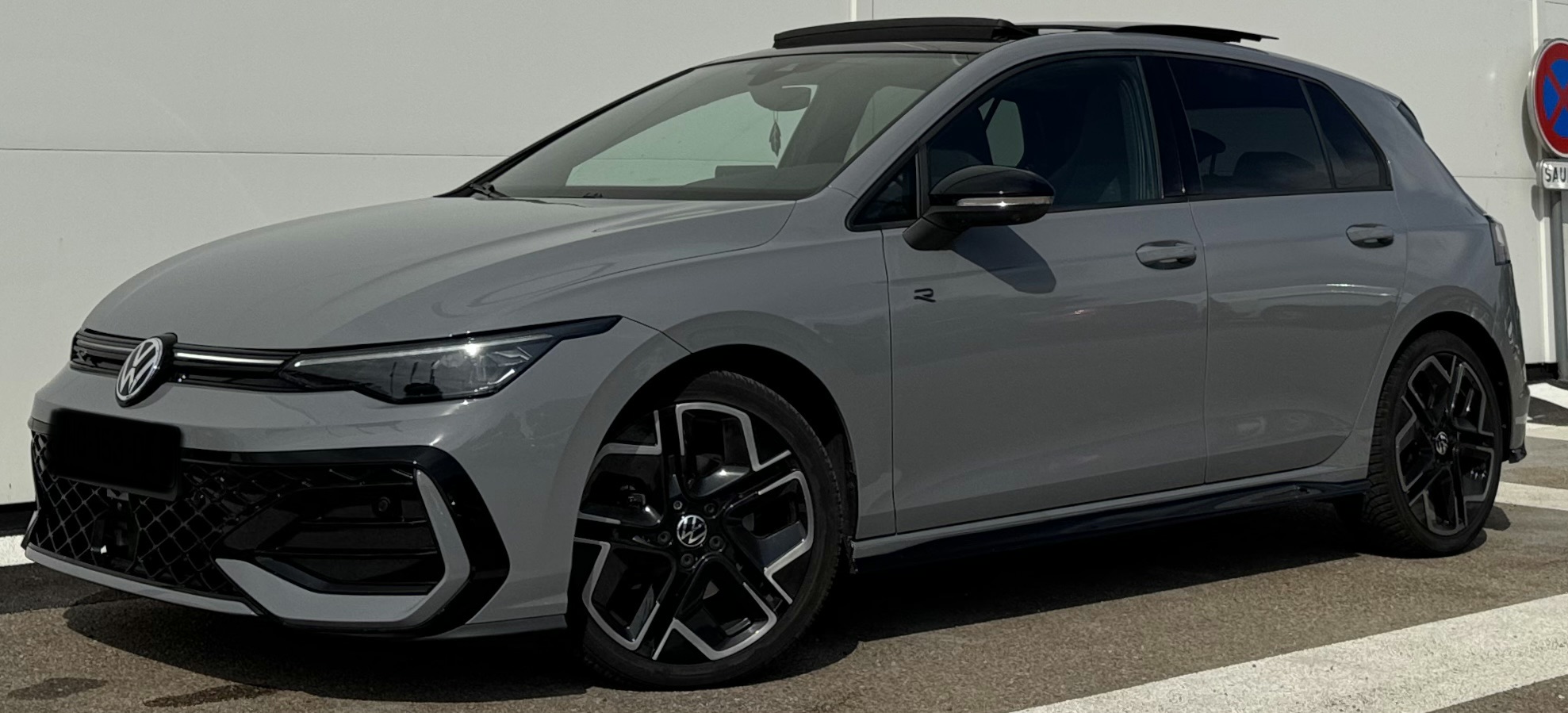 
								Volkswagen Golf 8 / 8.5 (VIII) phase 2 R-Line 2.0 TDI 150 ch Boite Automatique Gris Nardo ✅✅ GARANTIE 12 MOIS ✅✅ plein									