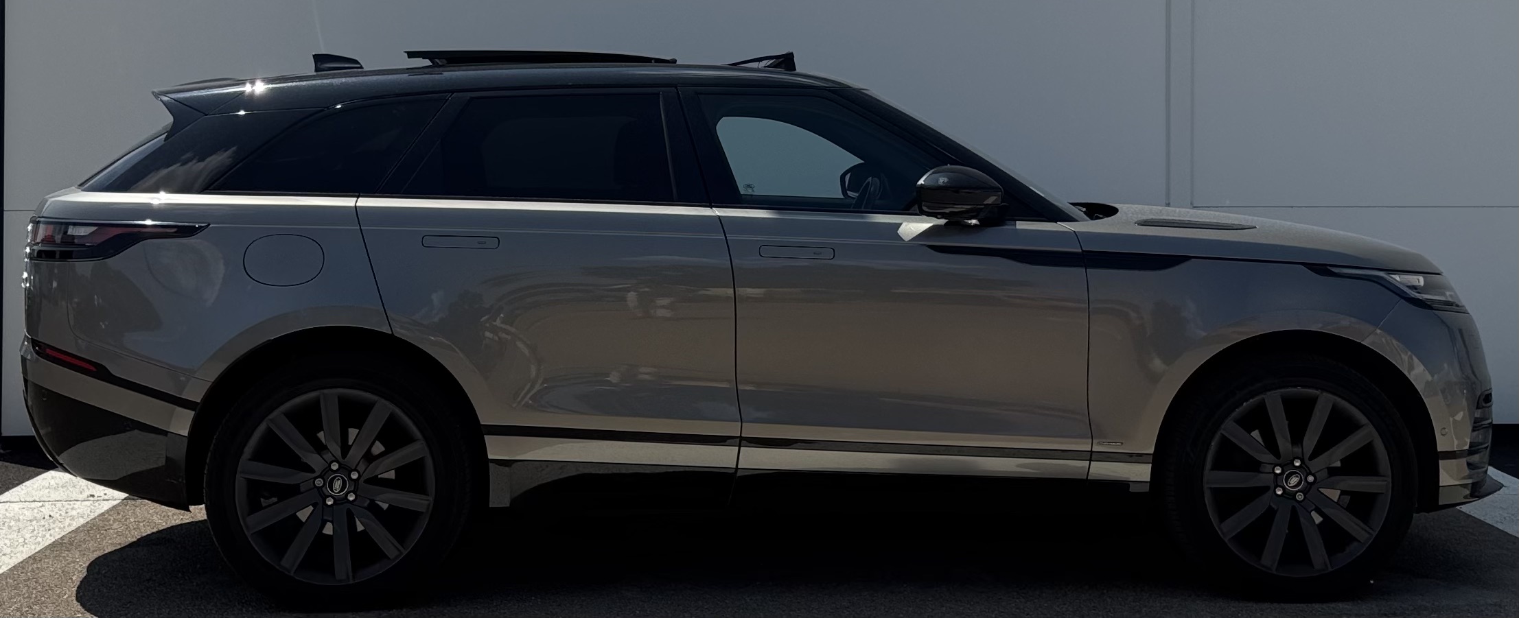 
								LAND ROVER Range Rover Velar R-Dynamic 3.0D V6 300 ch BVA ✅✅ GARANTIE POSSIBLE ✅✅ plein									