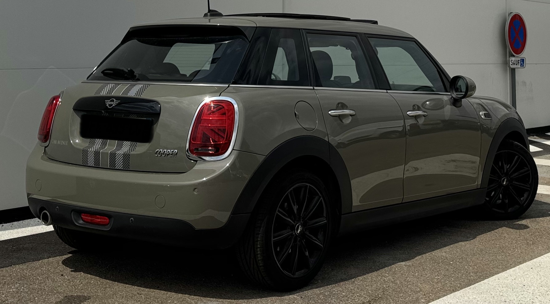 MINI COOPER HEDDON STREET 1.5 136 CH BVA – 5 PORTES ✅✅ GARANTIE POSSIBLE ✅✅