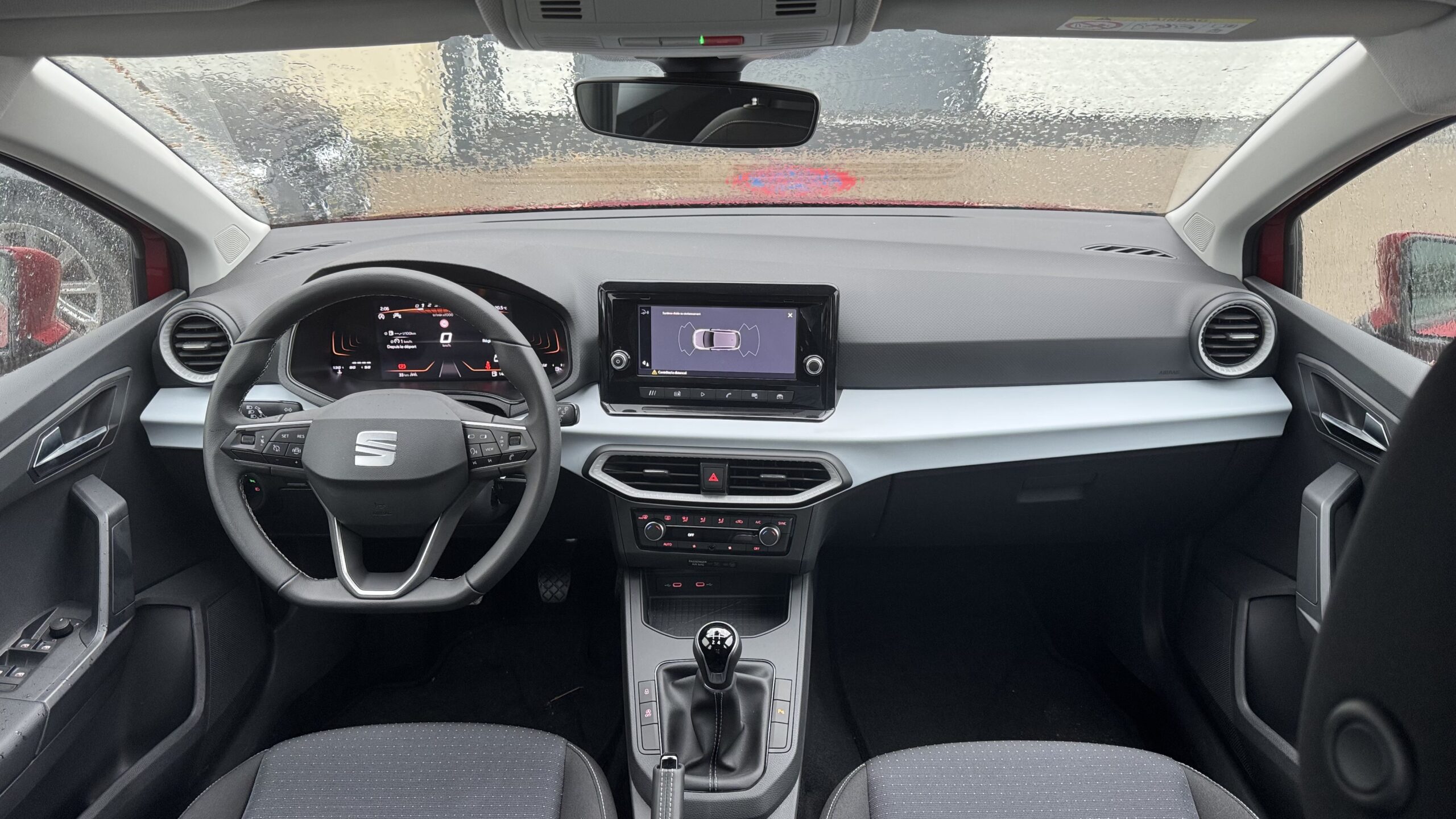 
								SEAT IBIZA V 1.0 TSI 95 CH – 34 kilomètres seulement !! État NEUF !! FINITION COPA ✅✅ GARANTIE 12 MOIS ✅✅  plein									