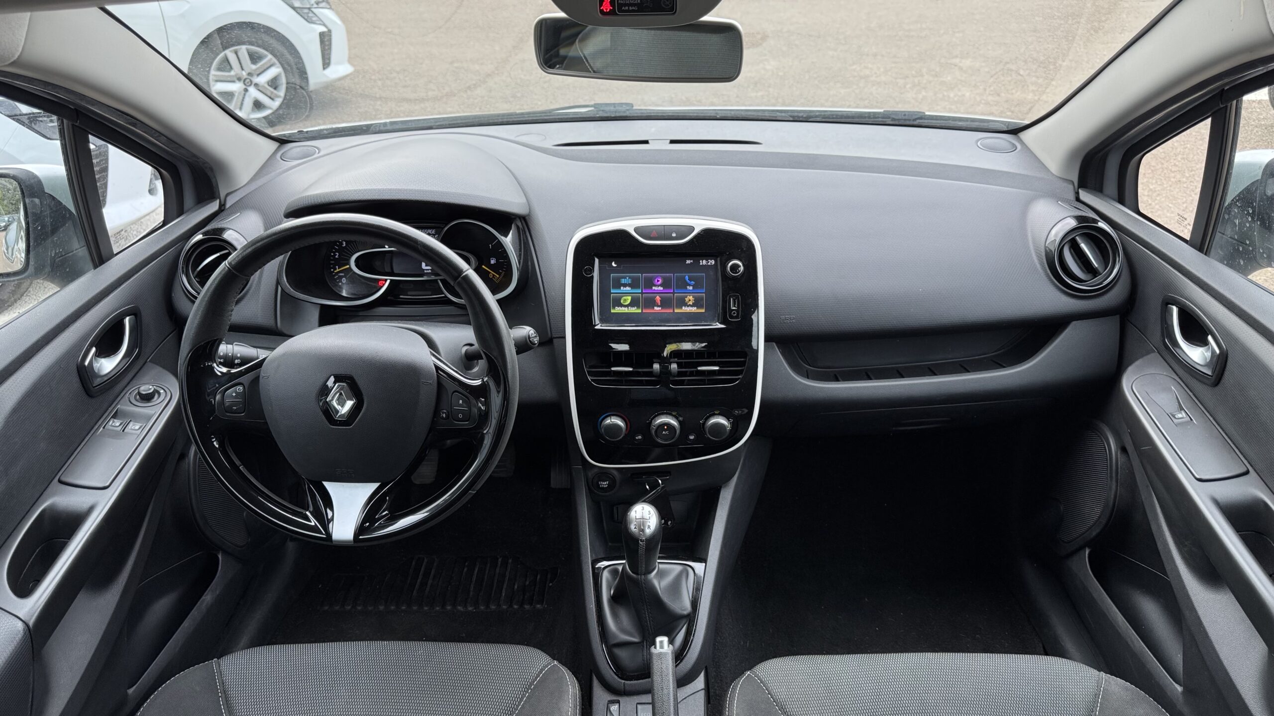 
								RENAULT Clio IV 1.5 DCI 90 CV ✅✅ GARANTIE 12 MOIS ✅✅ plein									